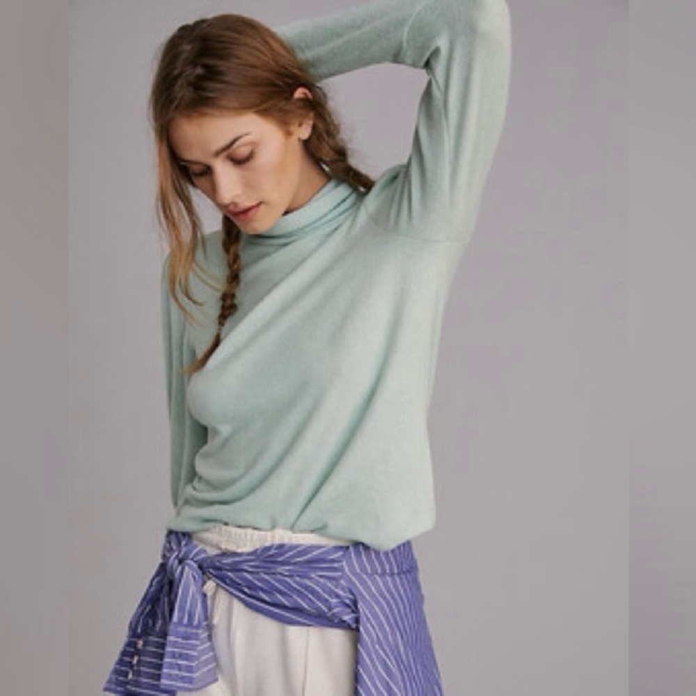 Anthropologie green puff sleeve long sleeve turtleneck size small